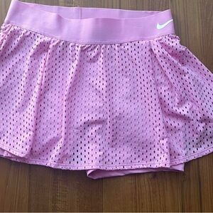Nike tennis skort brand new size medium